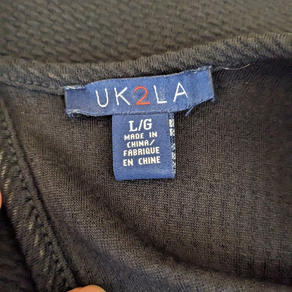 Black Plunge V-Neck Long Sleeve Dress with Large Key Hole Open Back - Picture 8 of 10